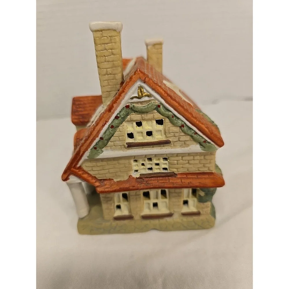 Vintage Christmas 1995 Santas Best Porcelain‎ Holiday Village House With Columns